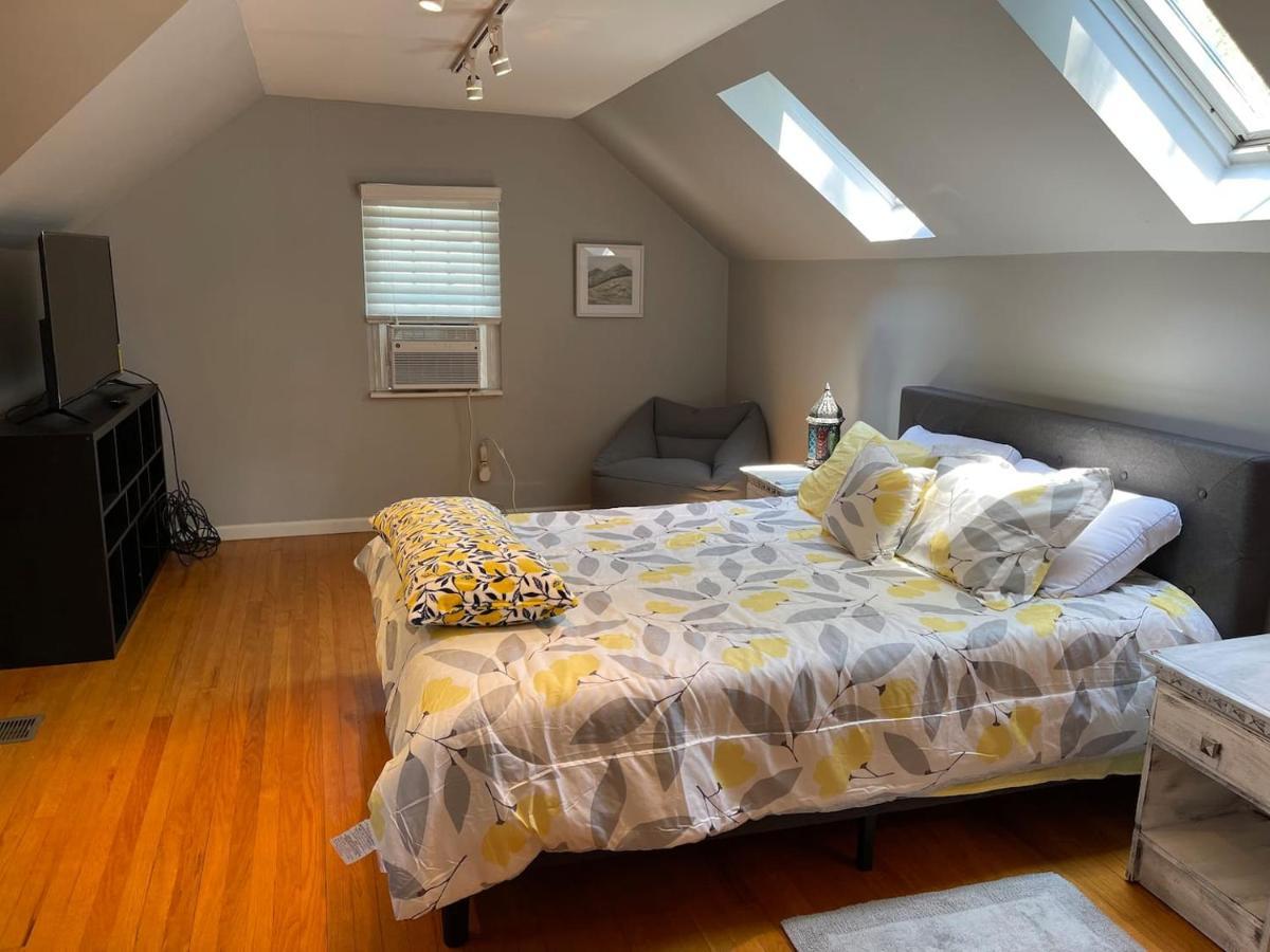Quaint, Comfy, Close & Convenient Charleston Exterior photo