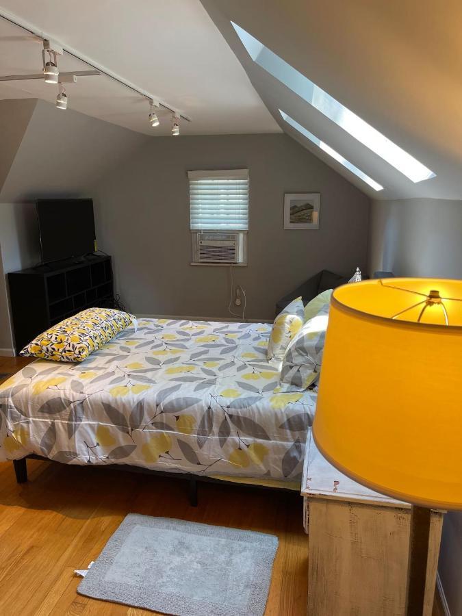 Quaint, Comfy, Close & Convenient Charleston Exterior photo